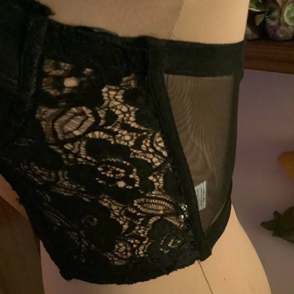 Black lace formed bustier top  strapless corset padded cups - Picture 7 of 8